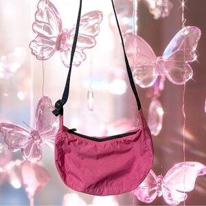 baggu small crescent (azalea pink)!